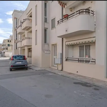 Casa Viale Lido بيت للعطل *